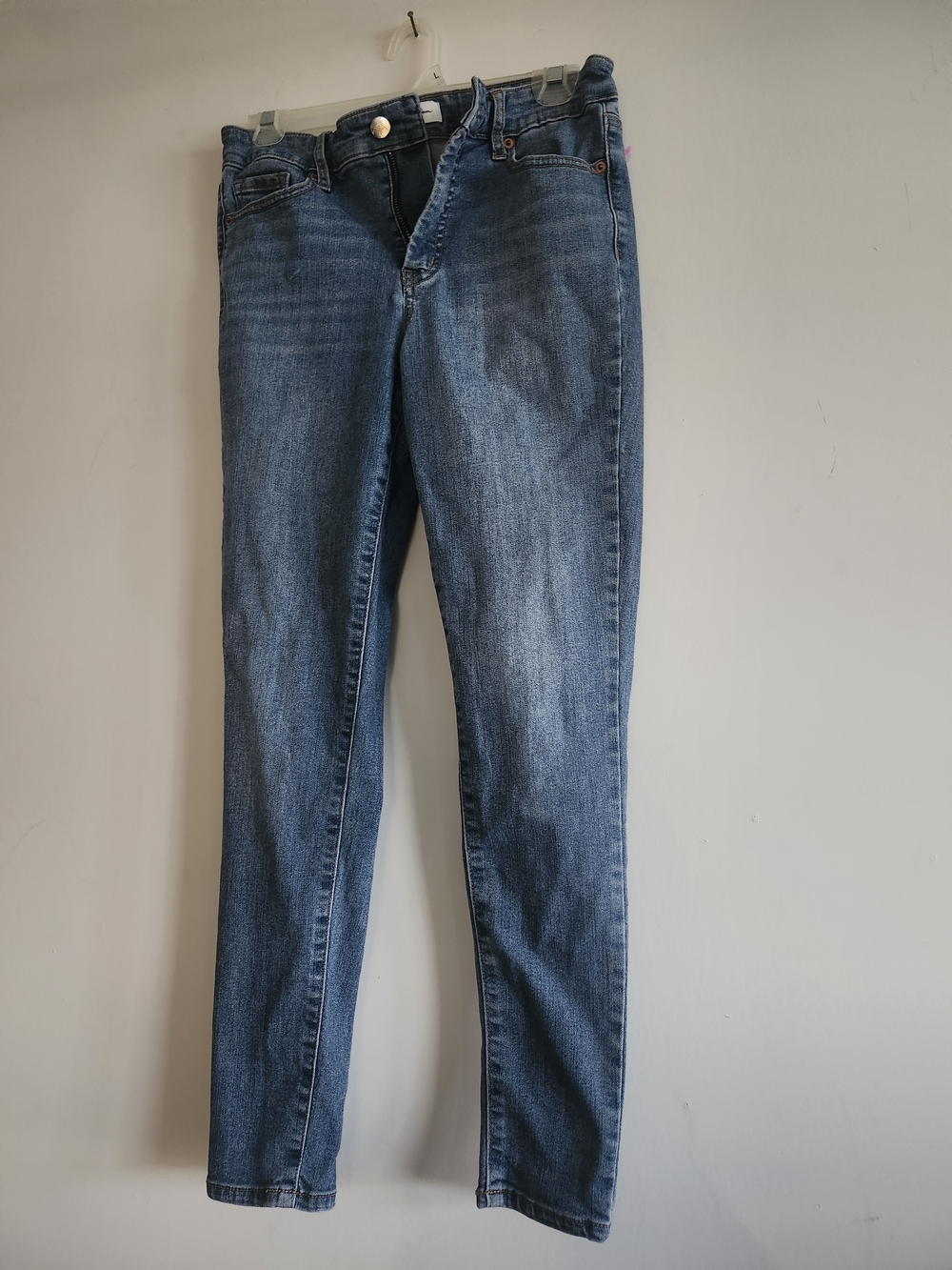 Jessica Simpson High-Rise Skinny Jeans | Classic Blue Denim | Women's Size 6